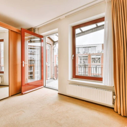 interior-of-spacious-room