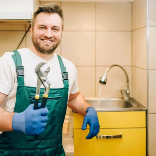plumber-in-uniform